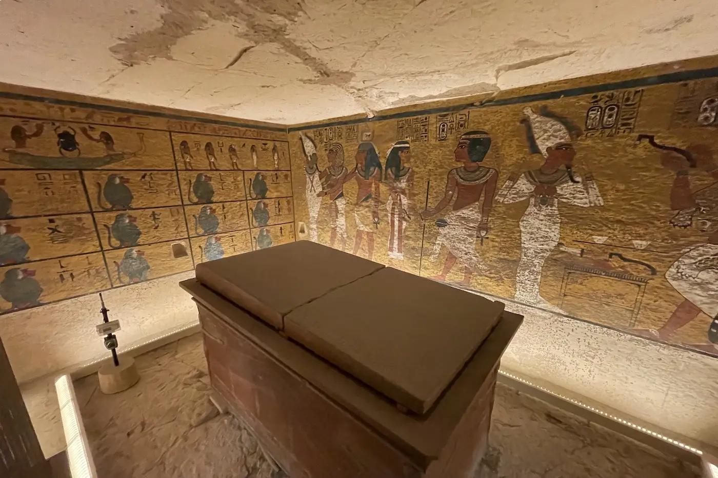 Tutankhamun treasures, a highlight of the museum stops inside our Cairo packages