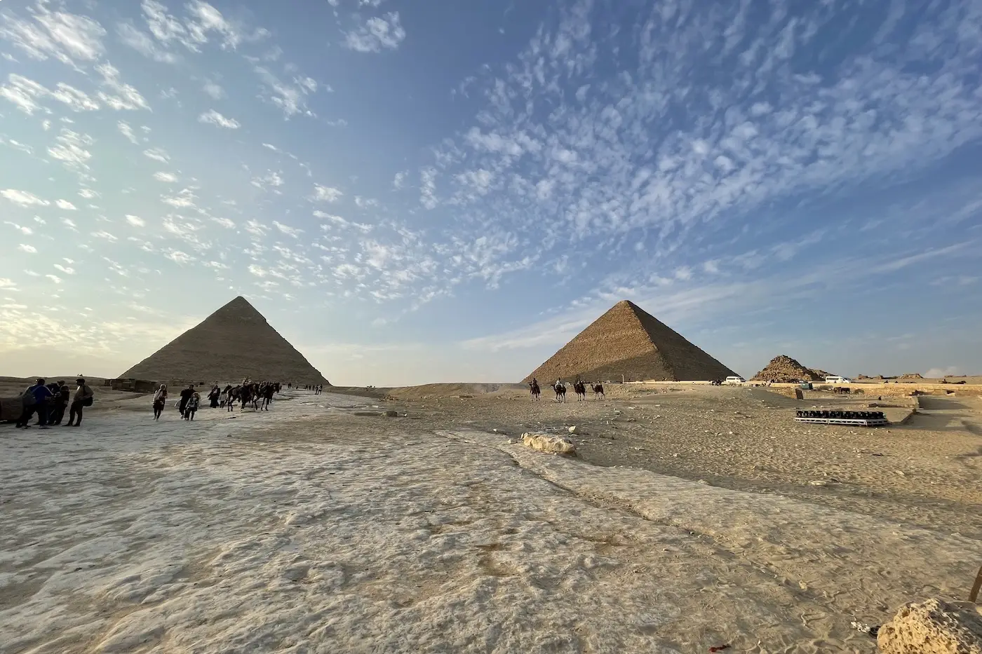 Visitors at the Giza plateau during a privately guided Cairo tour